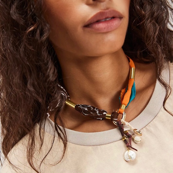 Alpha Choker - Picture 4 of 4